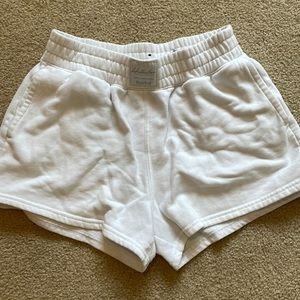 Small hollister ultra high-rise white shorts